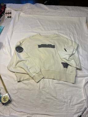 Pro Standard Golden State Warriors Women's French Terry Boxy Cropped Crewneck Sw